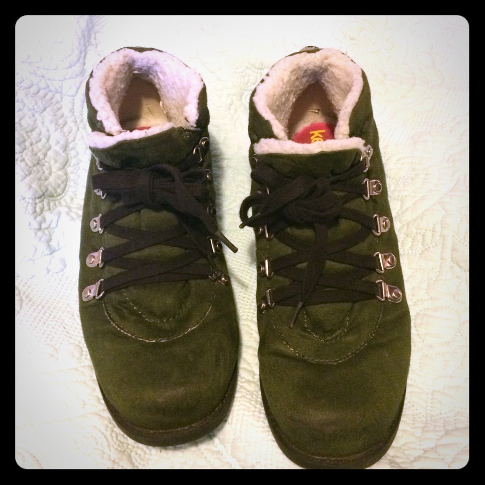 Kenzie girl Kendrina boots, hunter green
