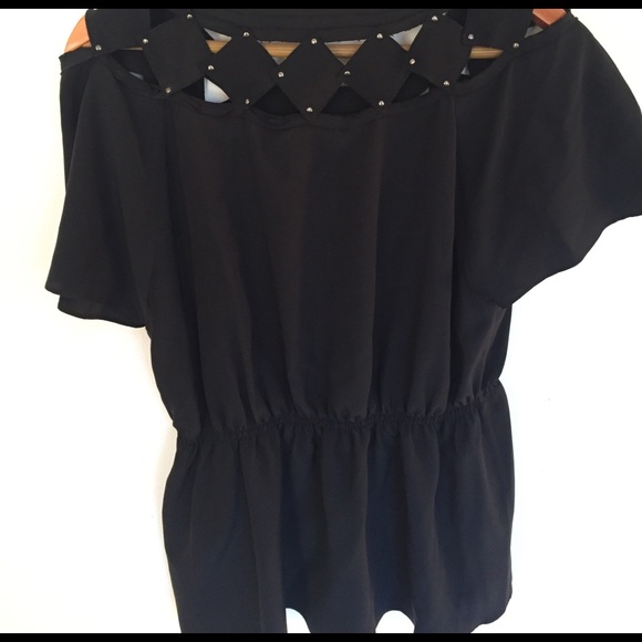 BCBGMAXAZRIA TOP - Picture 3 of 4