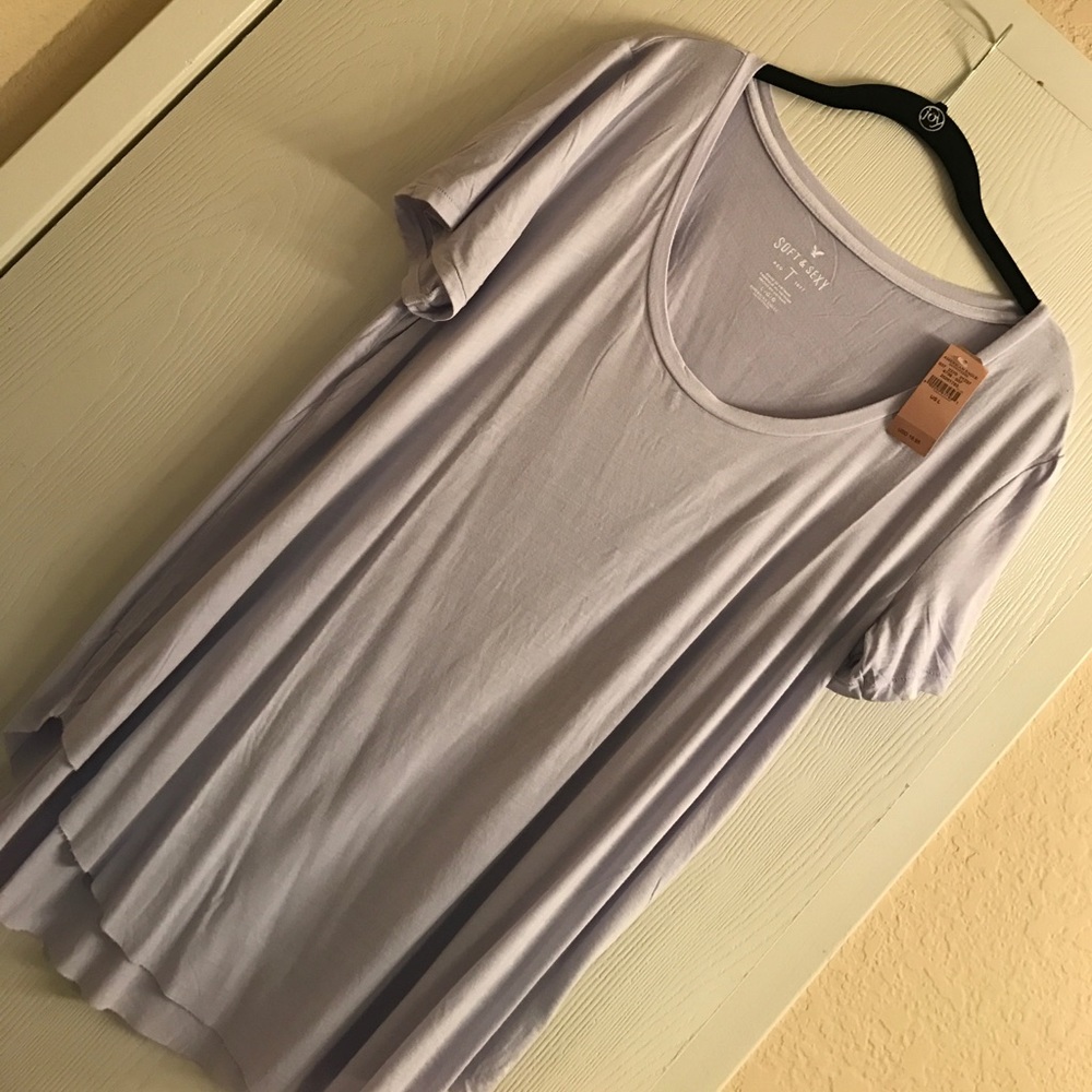 AEO Soft & Sexy Tee - NWT