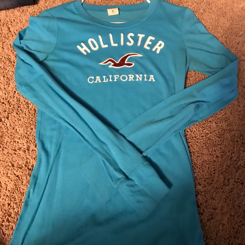 Long sleeve Hollister tee