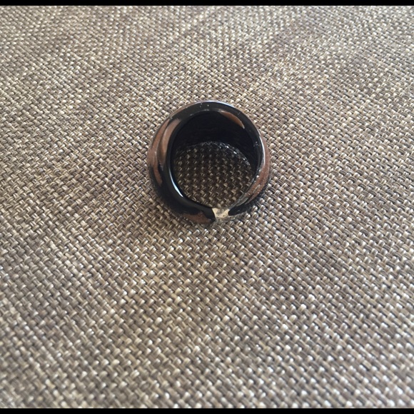Acrylic Black and Brown sparkle ring. - Picture 3 of 4