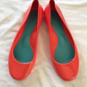 Oka B Taylor Guava Size 7