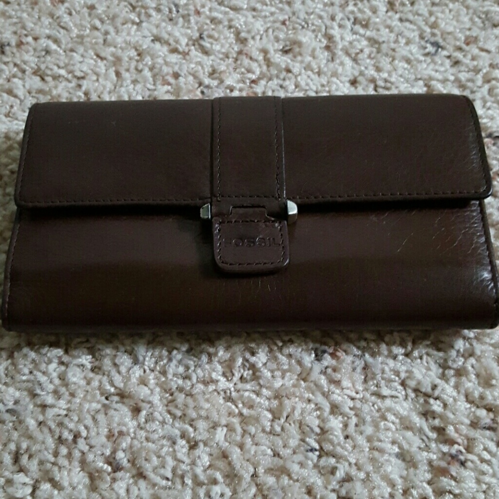 Fossil checkbook wallet