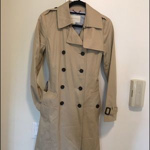 Banana Republic Trench Coat New With Tags