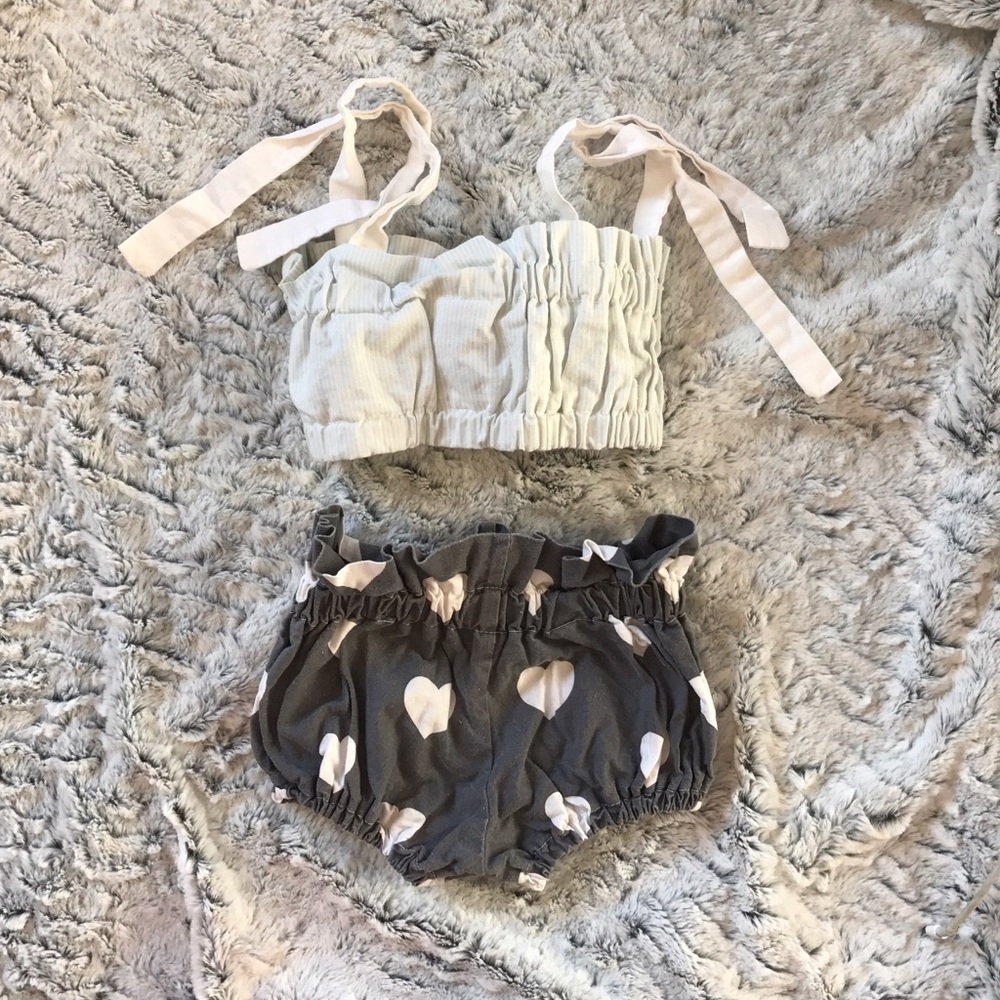 🍃High waisted bloomer & crop top🍃