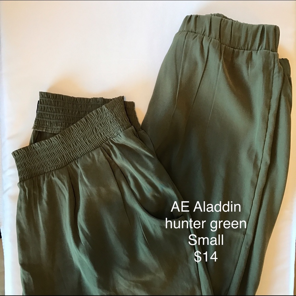 Aladdin style joggers 🖤