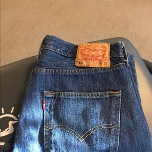 Men's Levi's jeans