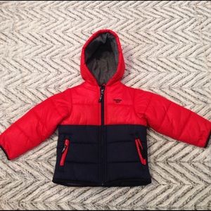 NWOT Osh Kosh red and navy puffer coat 4T