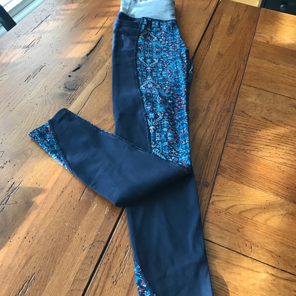 Athleta tights ❤️💙🖤