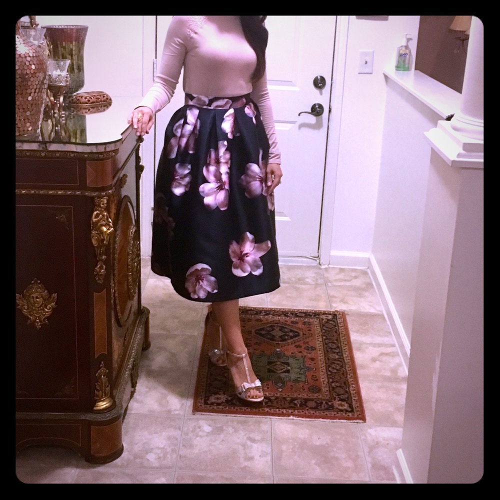 High waisted midi skirt