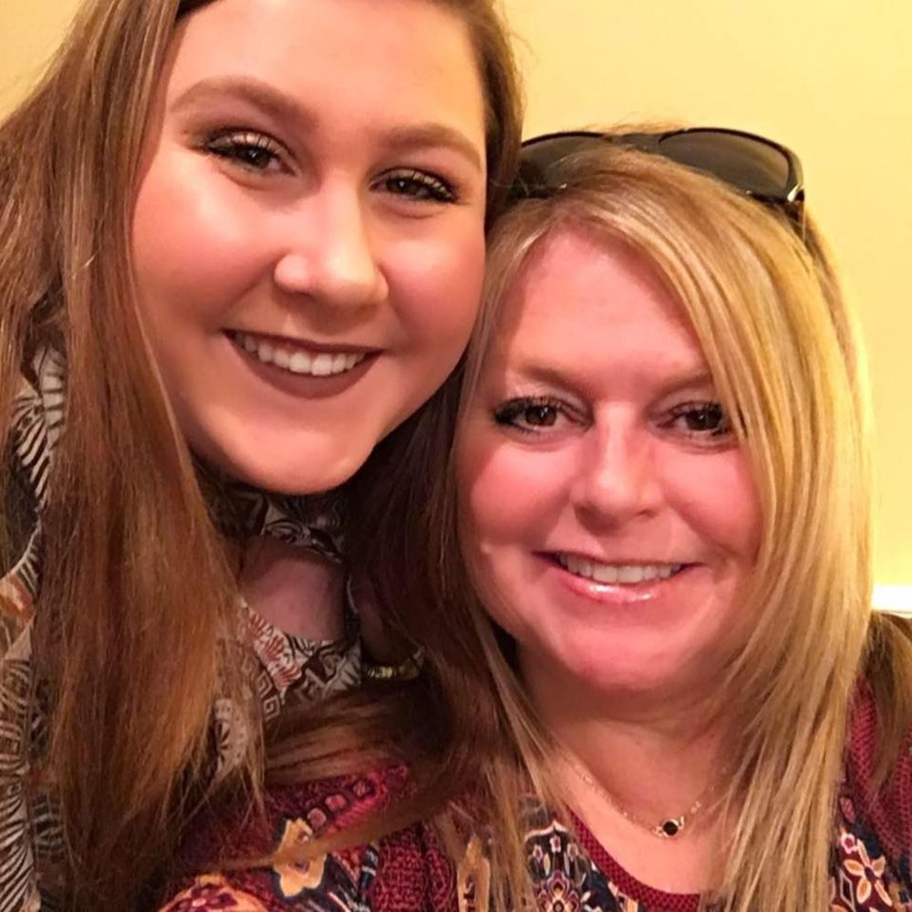 Meet your Posher, Kayla