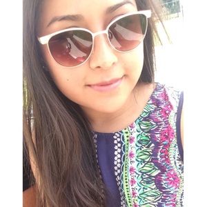 Meet your Posher, Yerendi