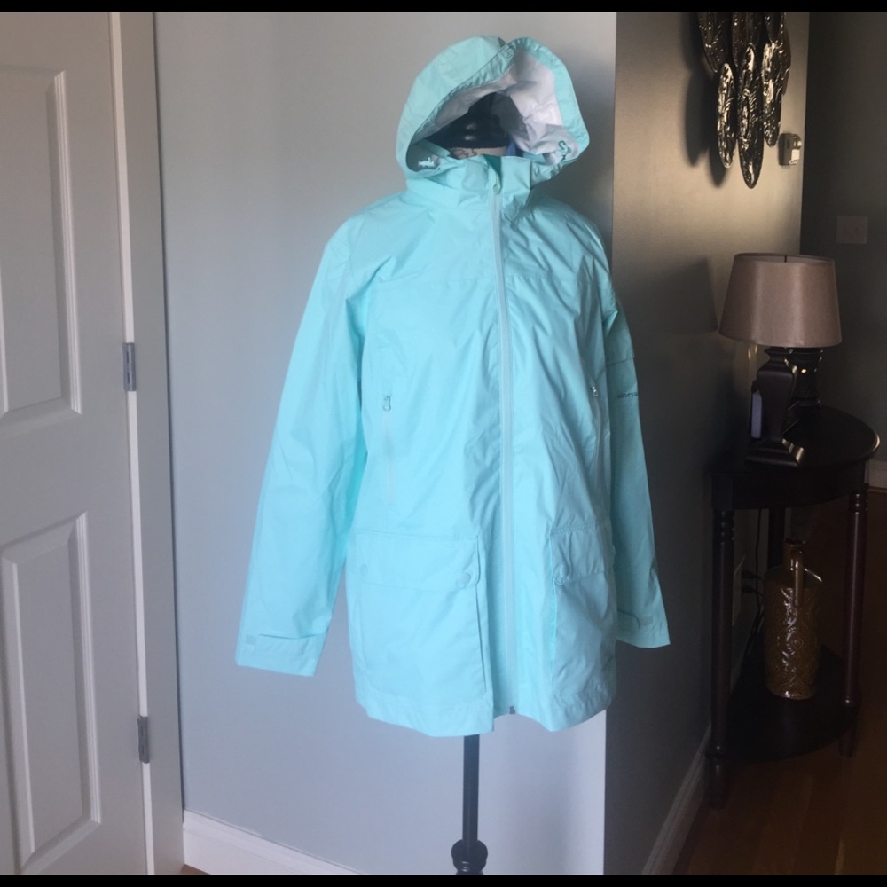 🐳Vineyard Vines🐳 2-N-1 rain coat NWT