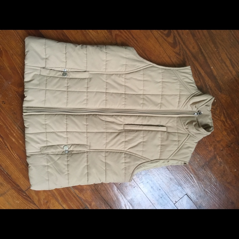 🚫🚫SOLD Ralph Lauren tan vest size Medium