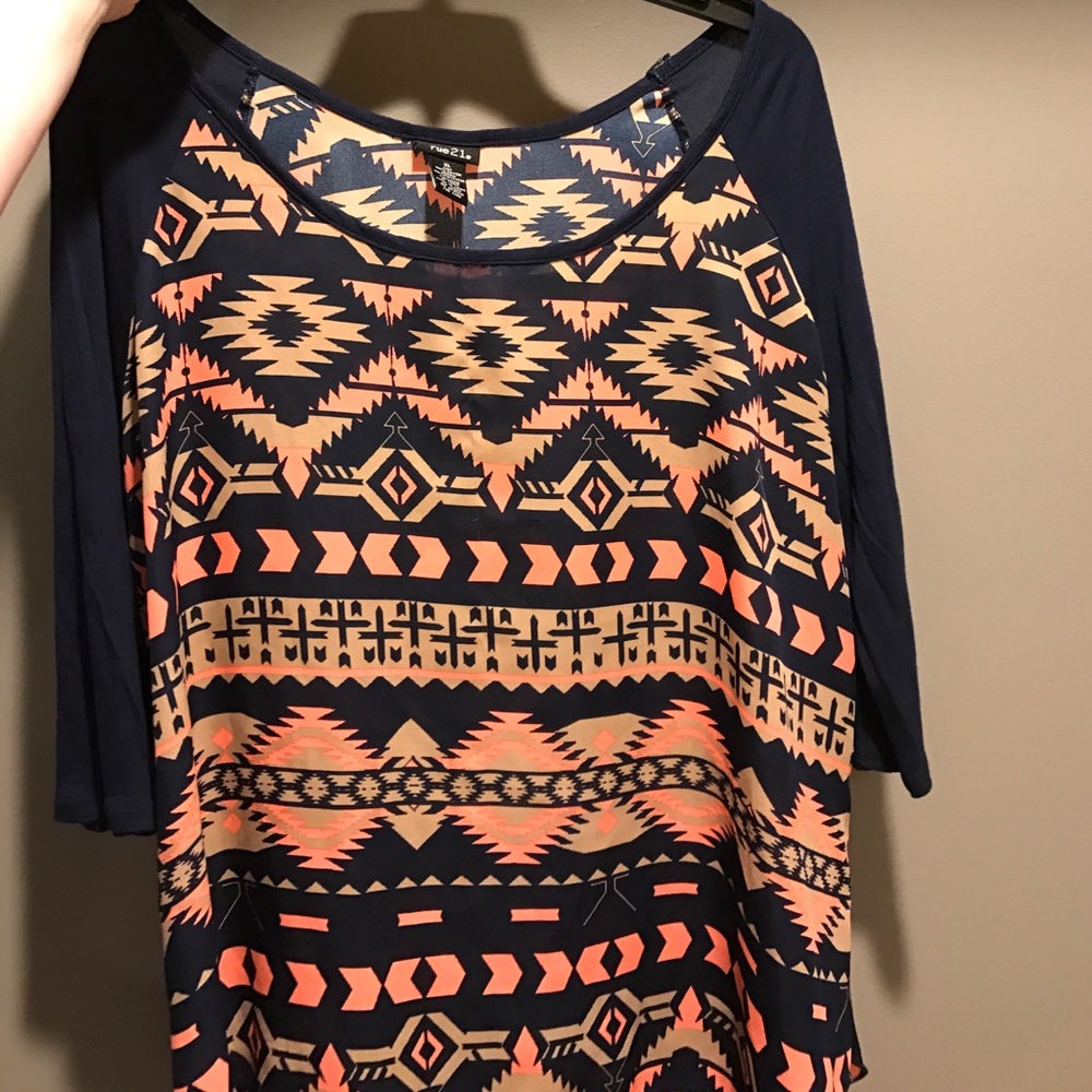 3/4 length tribal print shirt