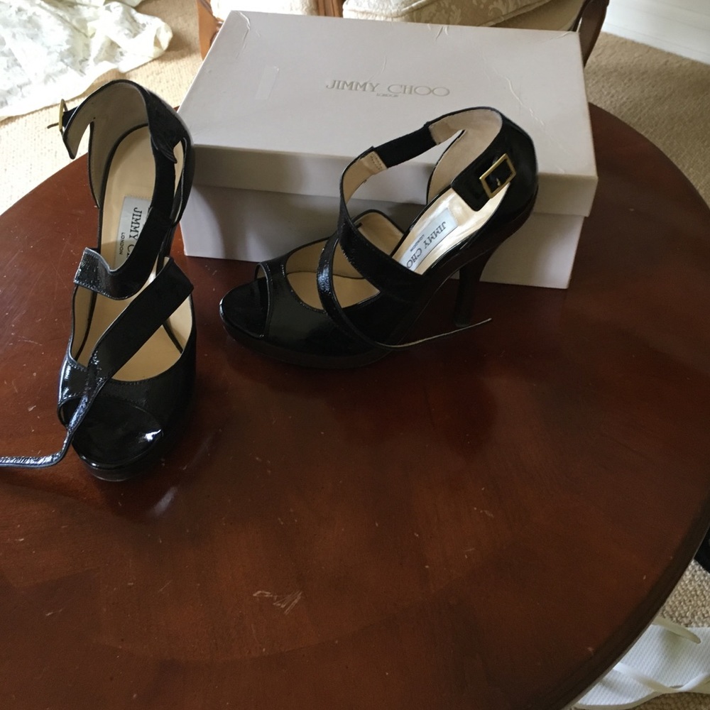 Black shoe