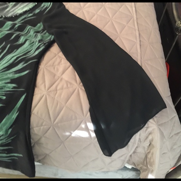 Black & green dress - Picture 3 of 4