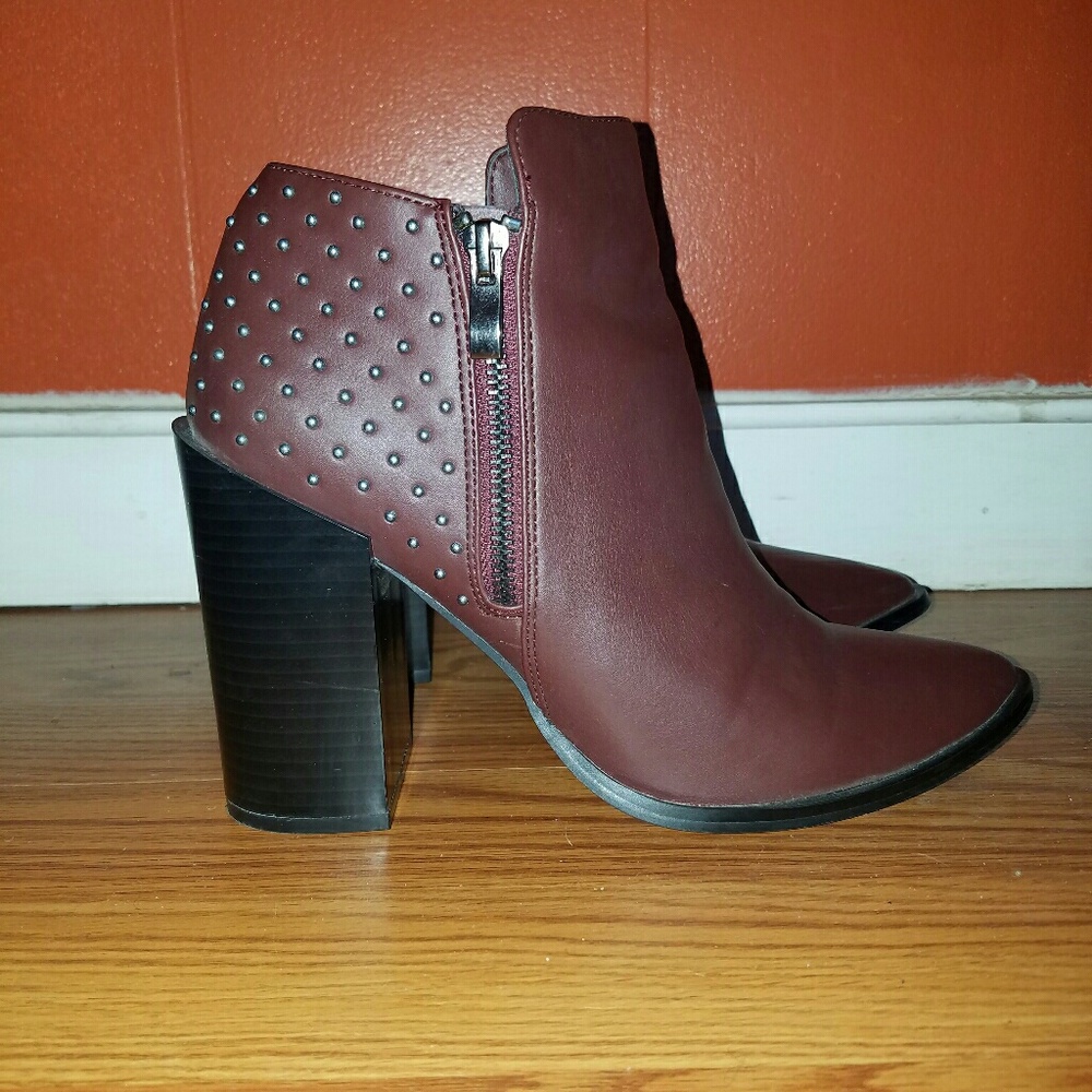 Juatfab Booties