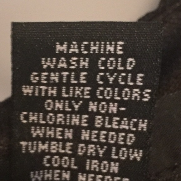 Gorgeous Black and White Lacey tunic from Alfani - Picture 5 of 5