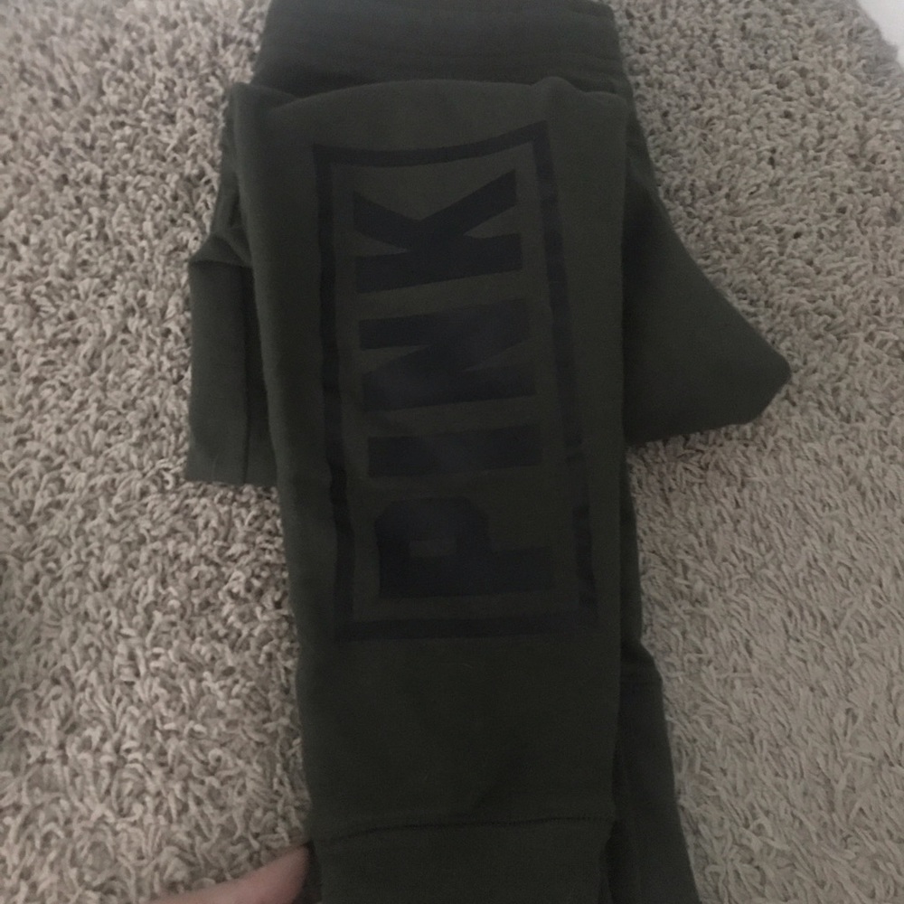 Olive VS leggings - Picture 2 of 3