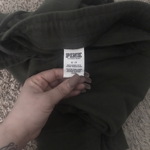 Olive VS leggings - Picture 3 of 3