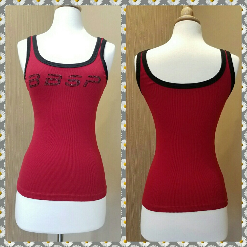 NWOT BEBE top