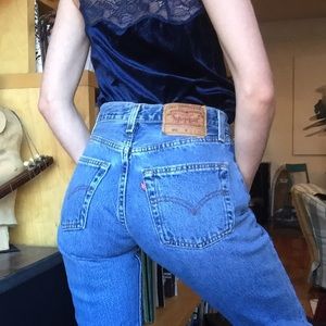 🚫SOLD🚫❄️Vintage 501 Light/Medium Wash Levi's 25