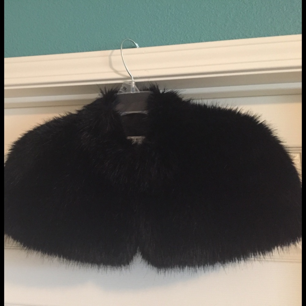 Banana Republic shoulder shrug