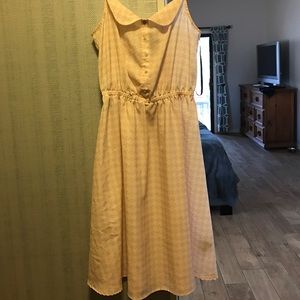 Light white and pink kardashian dress