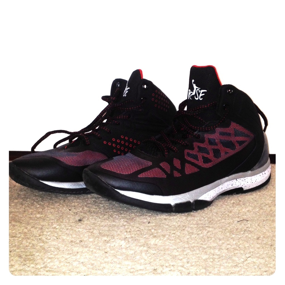 Rise basketball shoes
