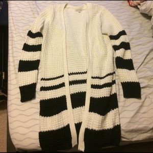 White and black long cardigan