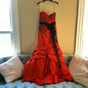 Red Embroidered Alfred Angelo Mermaid Gown