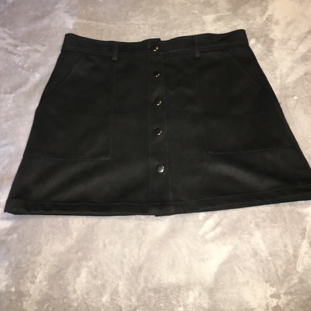 Black mini skirt