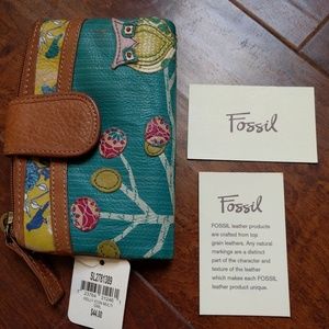 Fossil owl wallet