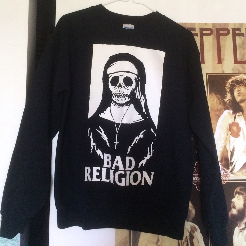 ❌SOLD ON Ⓜ️ERCARI❌Bad Religion sweatshirt 💀