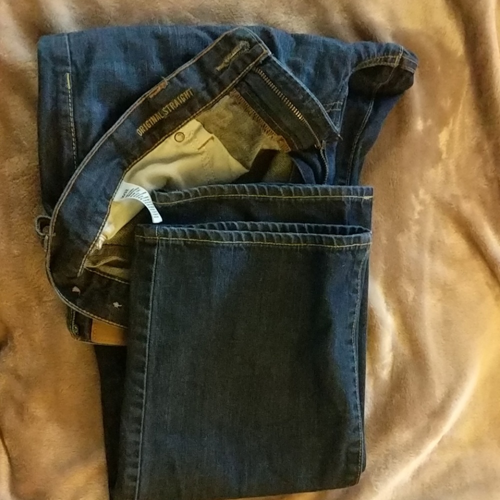 Like new American Eagle original straight jeans