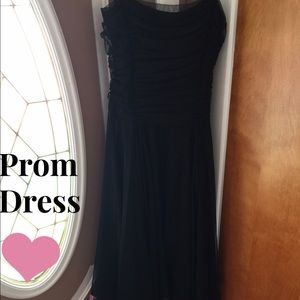 Beautiful Black Strapless Prom Dress 11/12