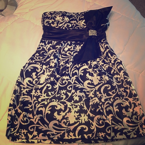 Cute sexy mini dress - Picture 2 of 3