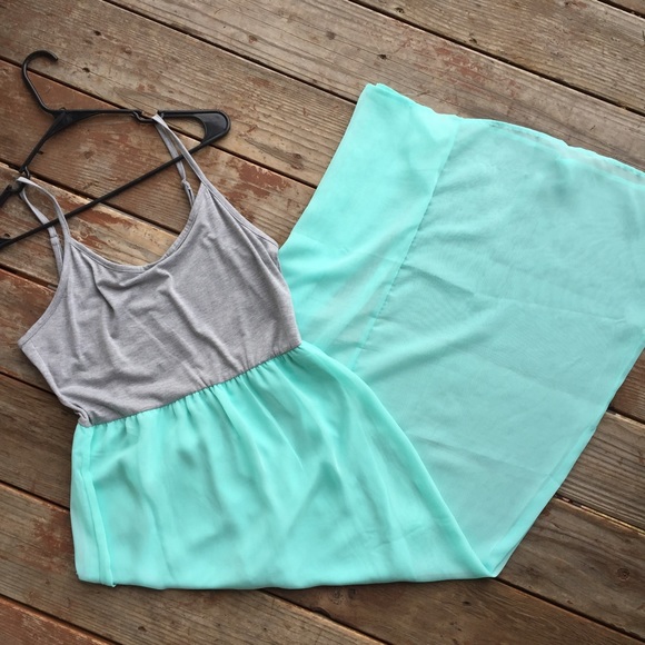 Rue21 Dresses & Skirts - Rue 21 Maxi size L