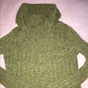 Daisy Fuentes green cowl neck sweater