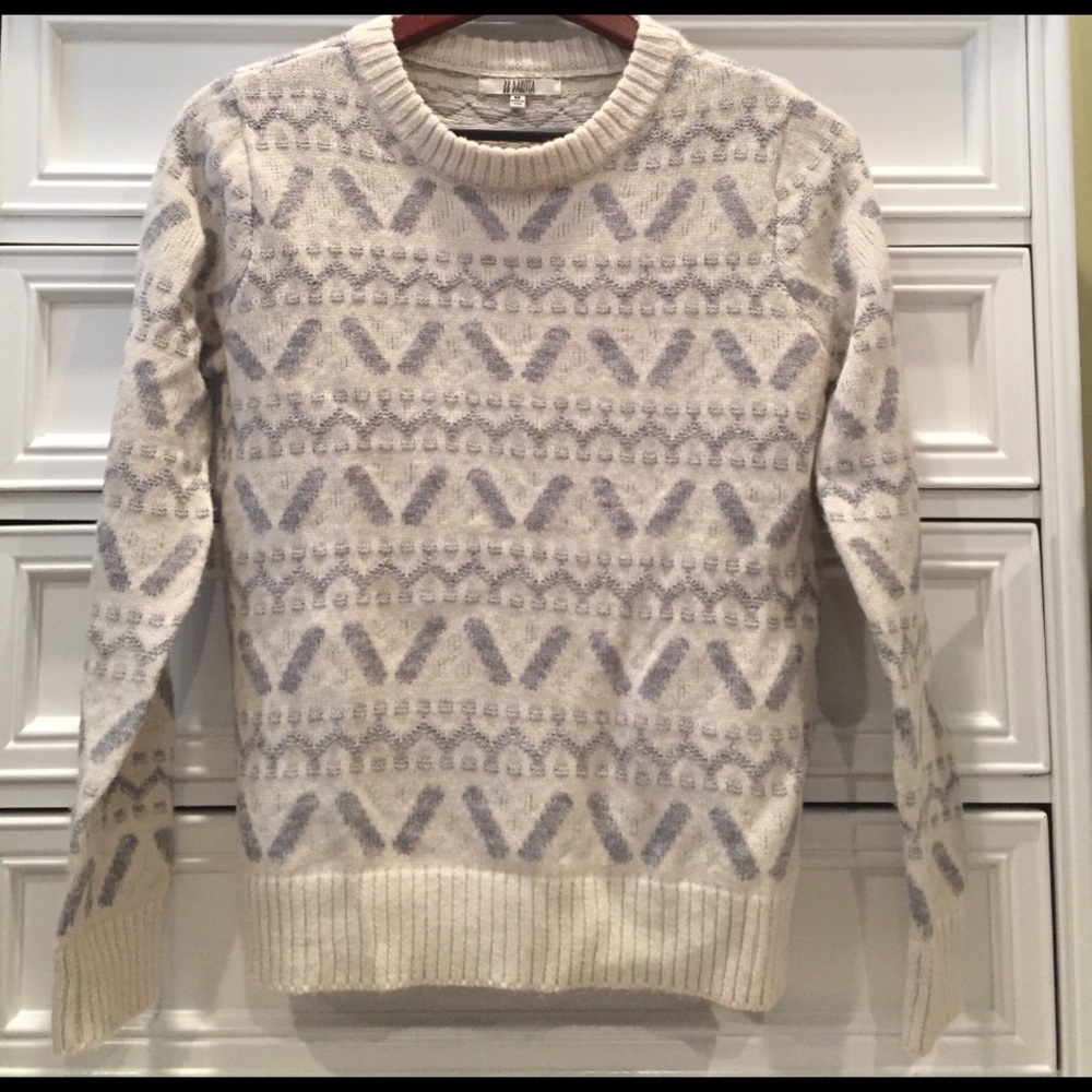 BB Dakota sweater