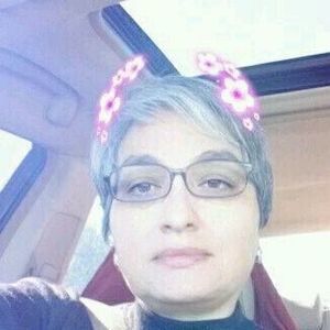 Meet your Posher, Claudia