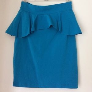 NWT Bebe blue peplum skirt