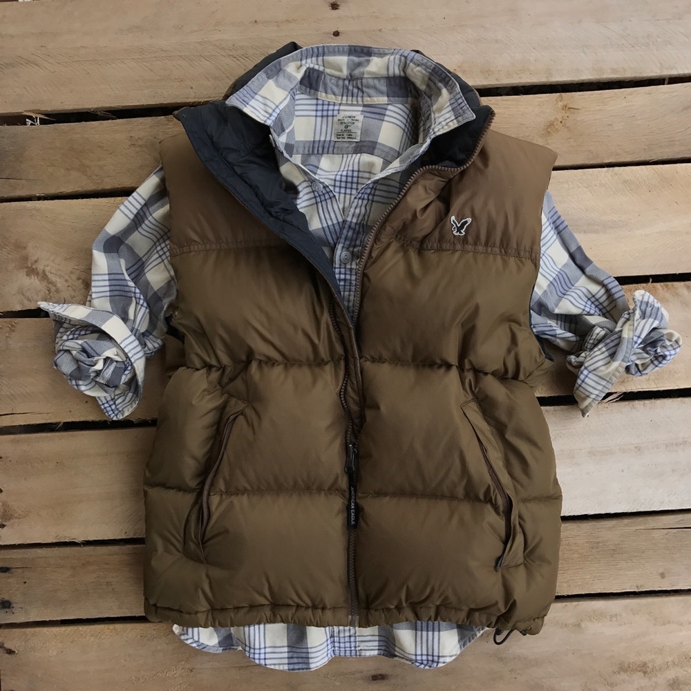 American Eagle Puffer Vest