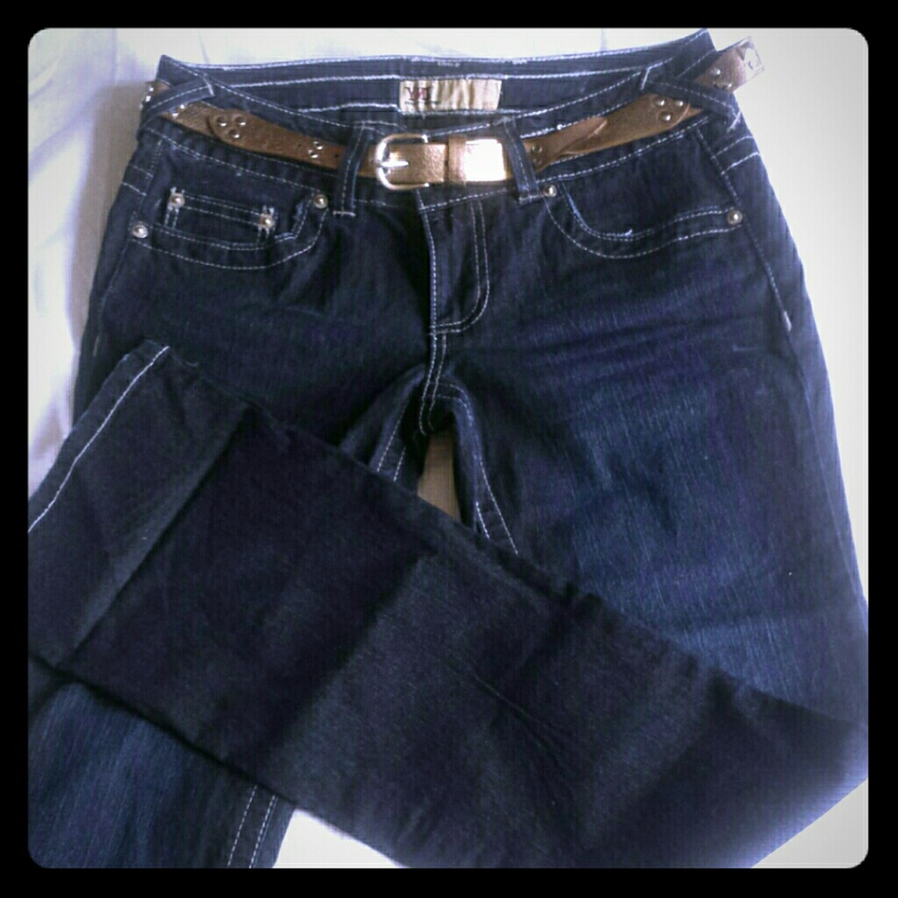 (SOLD) ✔️ YMI Dark wash jean