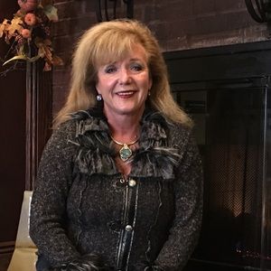 Meet your Posher, Carol