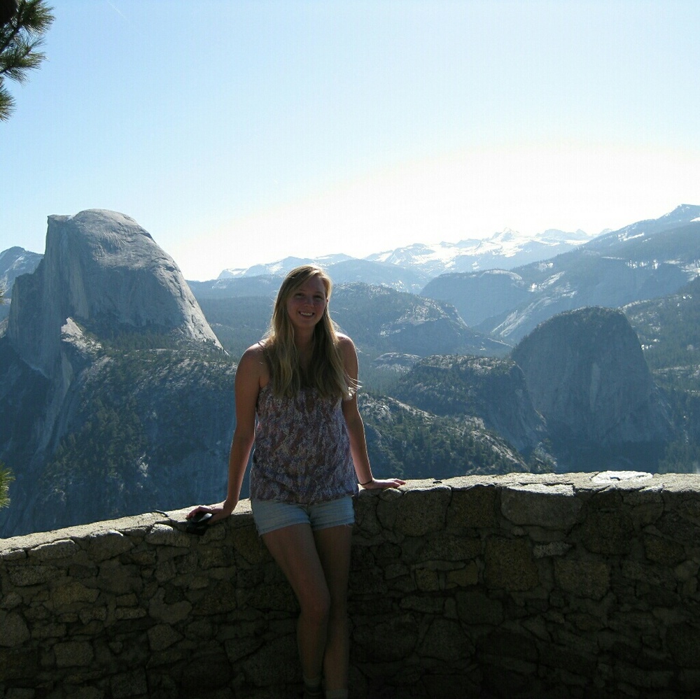 Meet your Posher, Stephanie