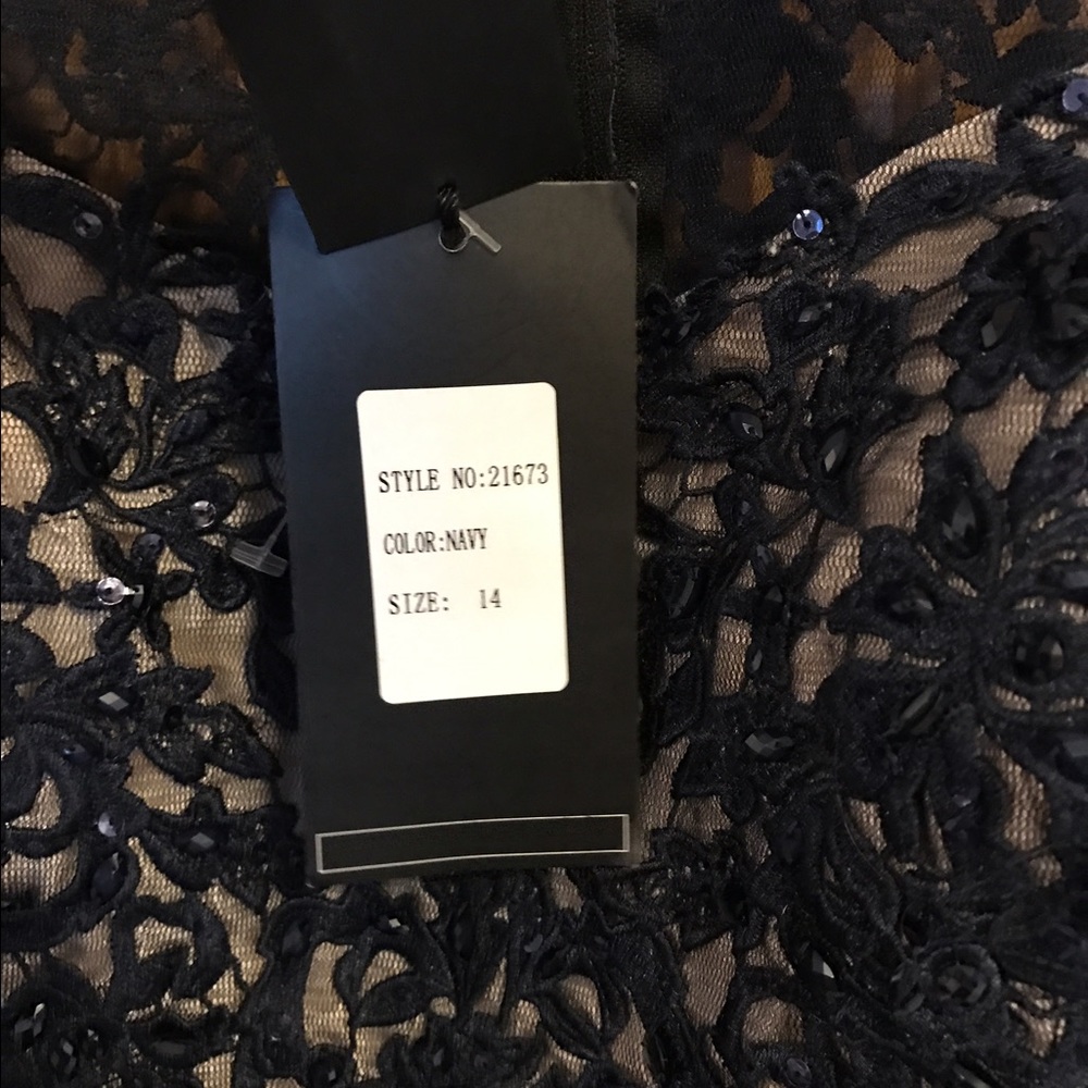 Navy La Femme floor length gown - Picture 6 of 6