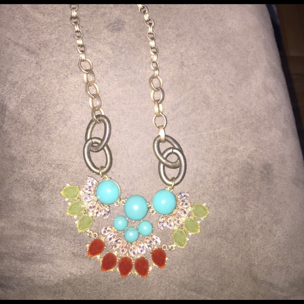 Loft Necklace