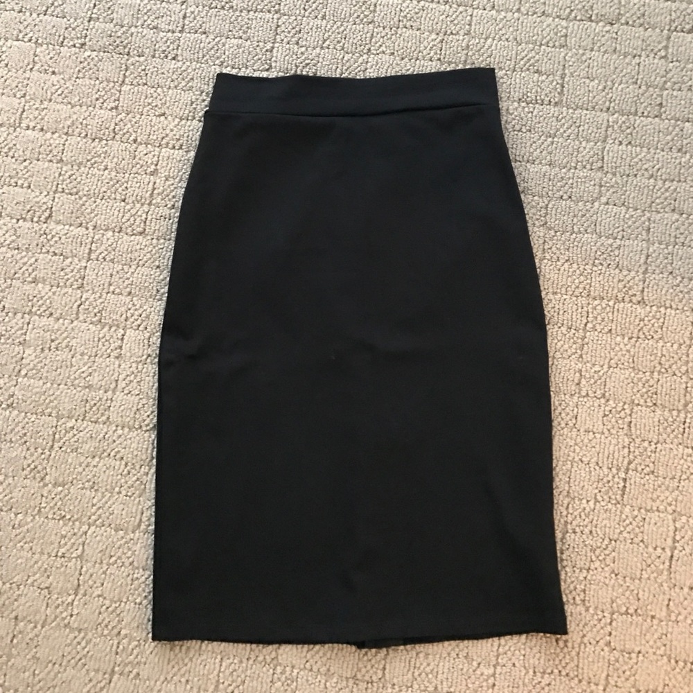Black pencil skirt